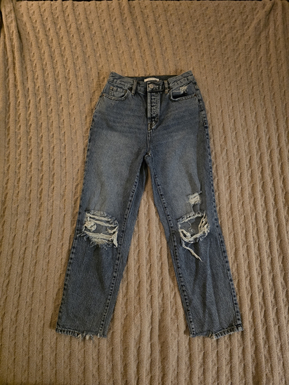 PacSun Women’s Distressed Straight Leg Jeans - Blue